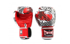 Боксерские перчатки Twins Special FBGVL3-52 Dragon red silver 10 oz Боксерские перчатки Twins Special FBGVL3-52 Dragon red silver 10 oz