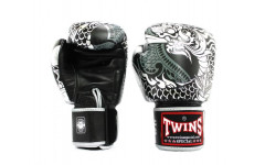Боксерские перчатки Twins Special FBGVL3-52 Dragon black-silver 10 oz Боксерские перчатки Twins Special FBGVL3-52 Dragon black-silver 10 oz