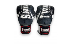 Боксерские перчатки FBGVL3-TW5 black white 12 oz